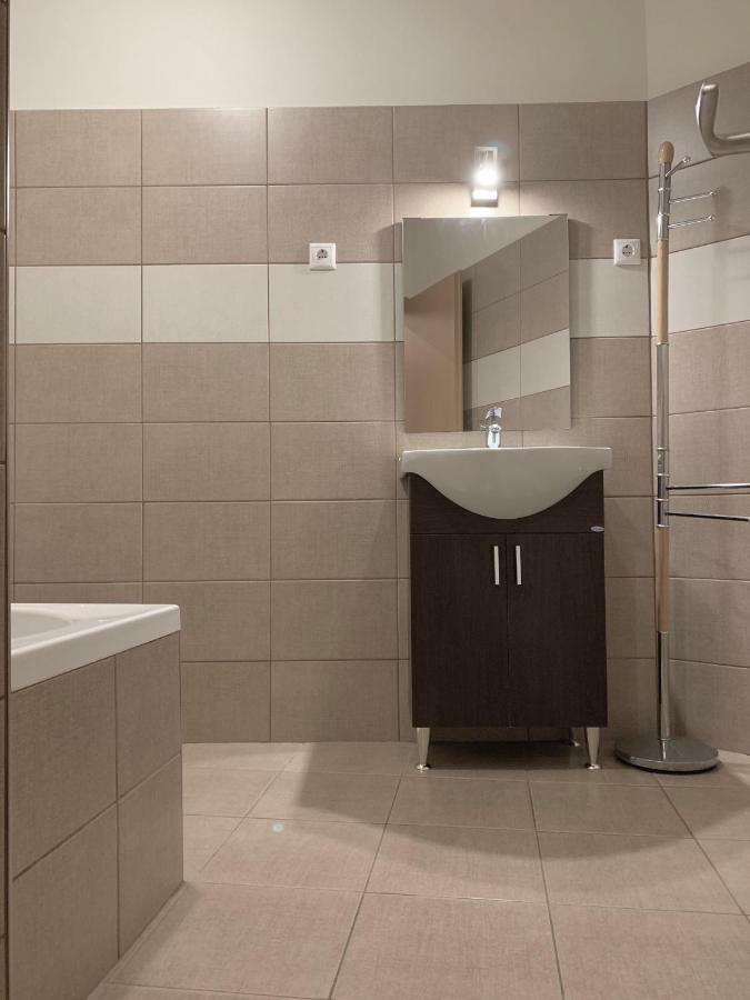 St. Peter Apartman Lägenhet Pécs Exteriör bild